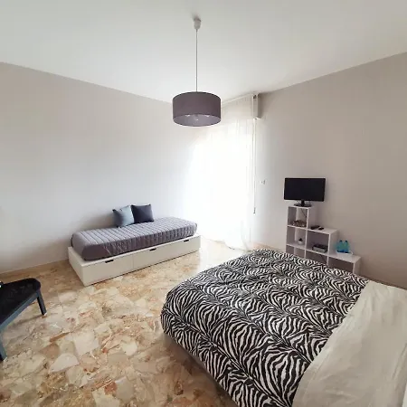 Assunta Фолиньо