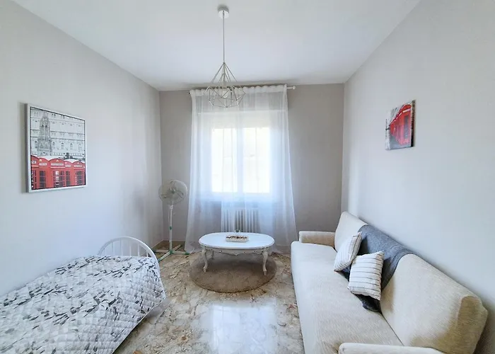 Zona Caserma-stazione Affittacamere *